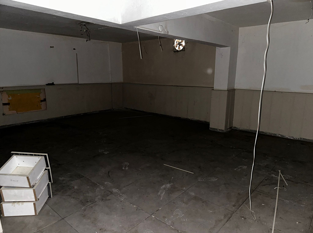 Ümraniye Çarşıda 240 m2 Kiralık Dükkan